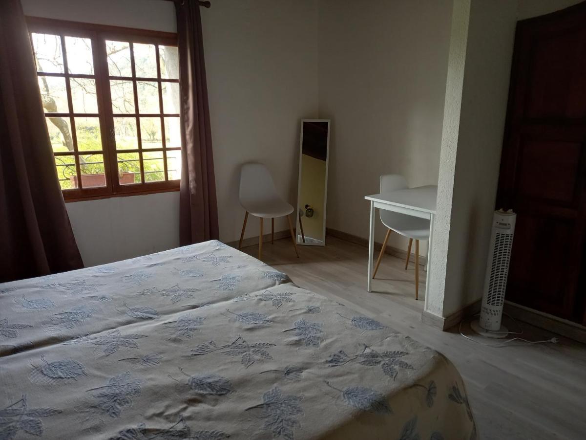 Chambres D'Hotes Domaine De Pelissols Bédarieux Exterior foto